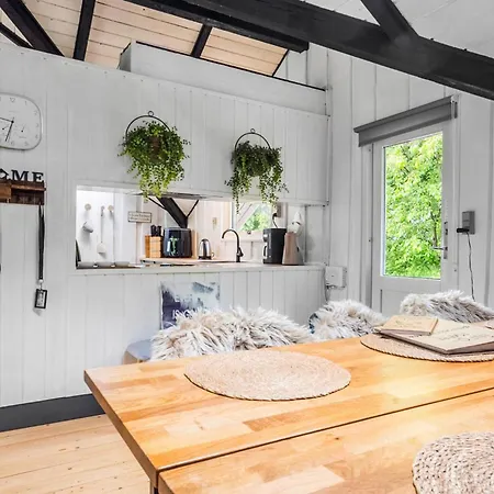 3 Bedroom Beautiful In Toftlund * Arrild